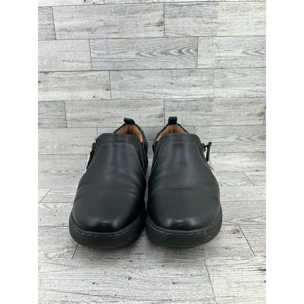 Clarks slip shoes